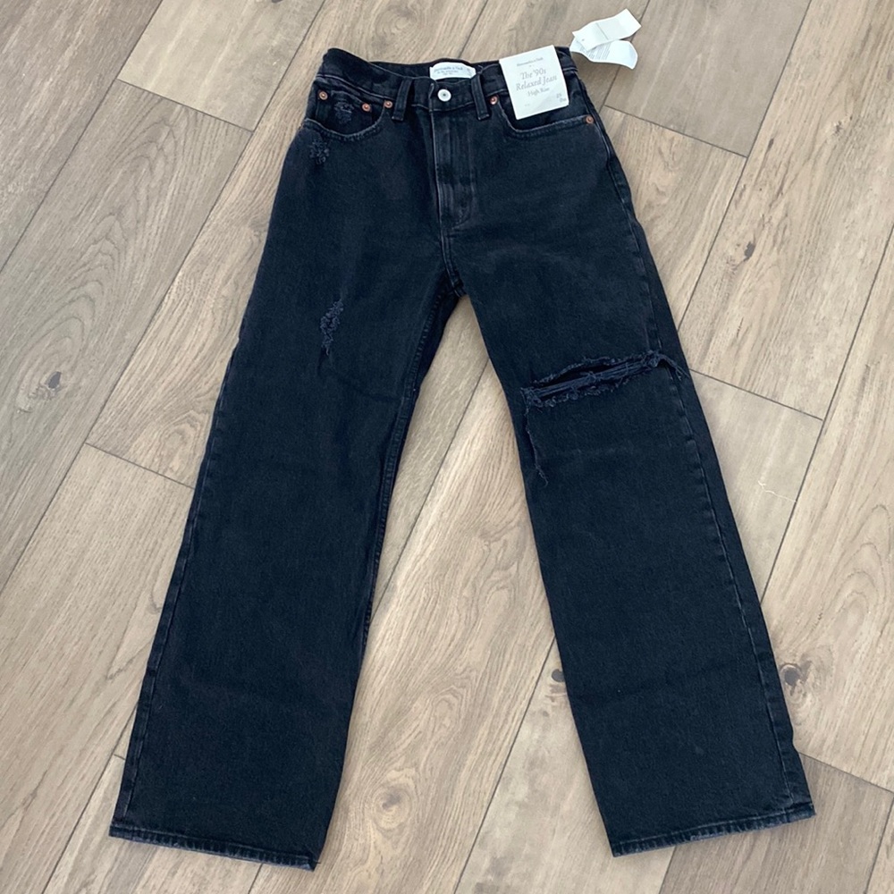 The 90s Relaxed Jean High Rise Black Denim Jean Size 25 XS